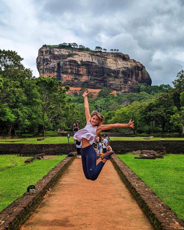 Hungry Lion Sigiriya 호텔 외부 사진